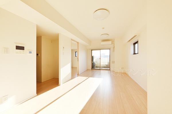 フュージョナル浅草ＤＵＥ リビング