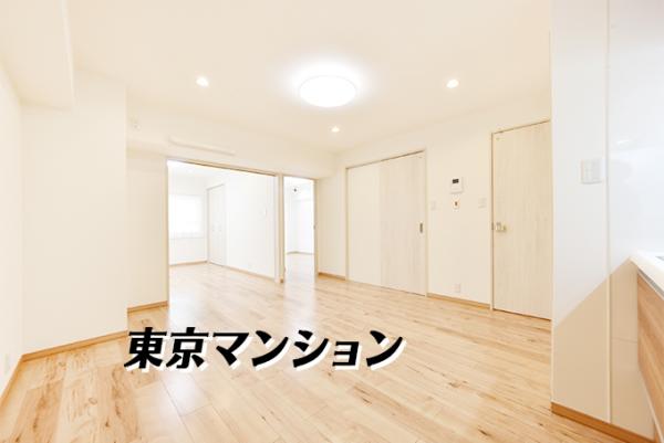 日商岩井自由が丘マンション リビング