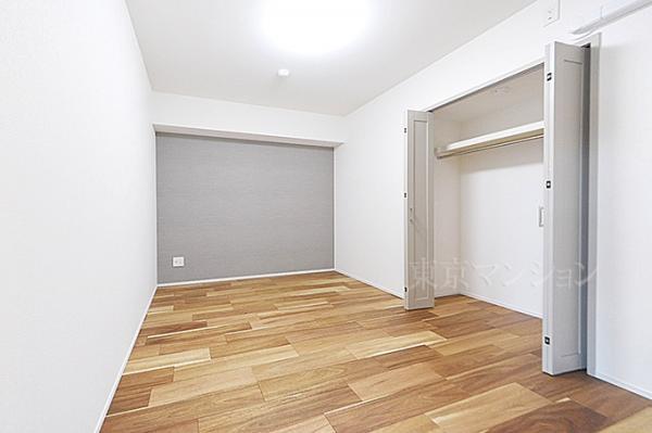 ライオンズステーションプラザ千歳烏山 リビング以外の居室