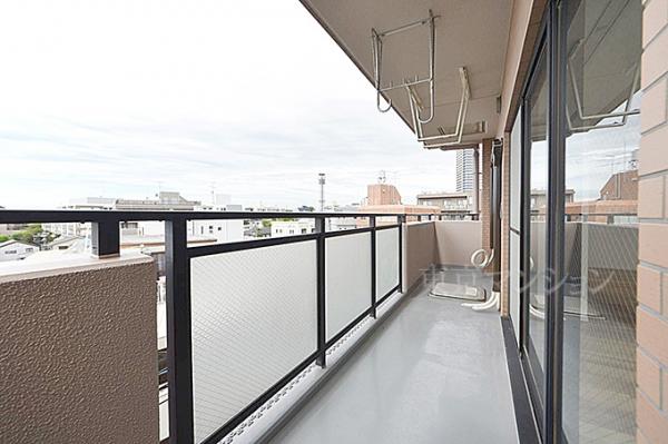 ライオンズステーションプラザ千歳烏山 バルコニー