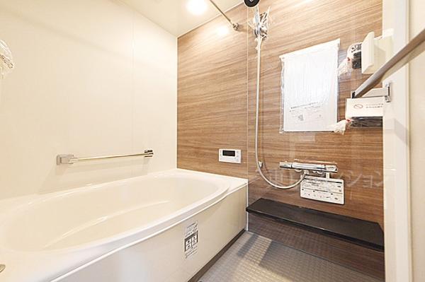 ライオンズステーションプラザ千歳烏山 浴室