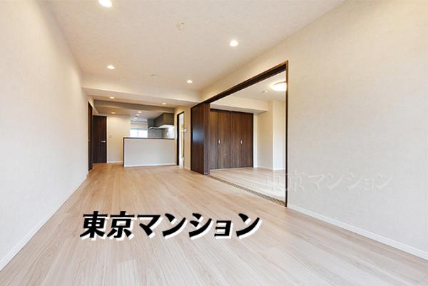 市ヶ谷左内坂ハイム リビング