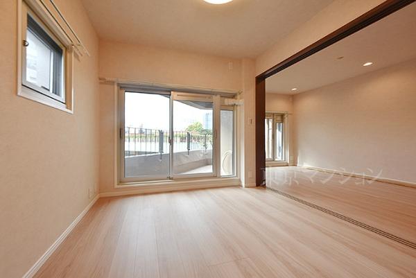 市ヶ谷左内坂ハイム リビング以外の居室