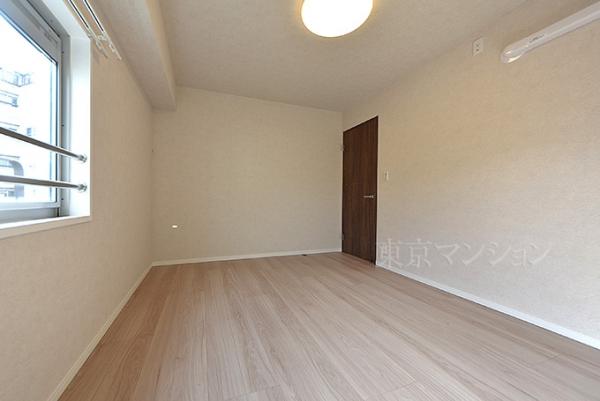 市ヶ谷左内坂ハイム リビング以外の居室