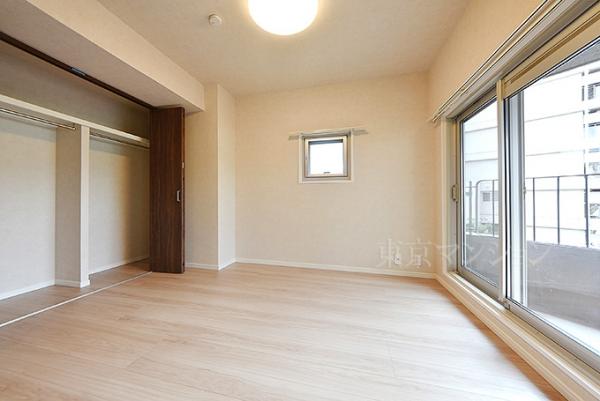 市ヶ谷左内坂ハイム リビング以外の居室