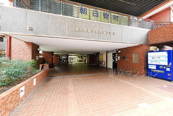 高田馬場ダイカンプラザ エントランス（外）