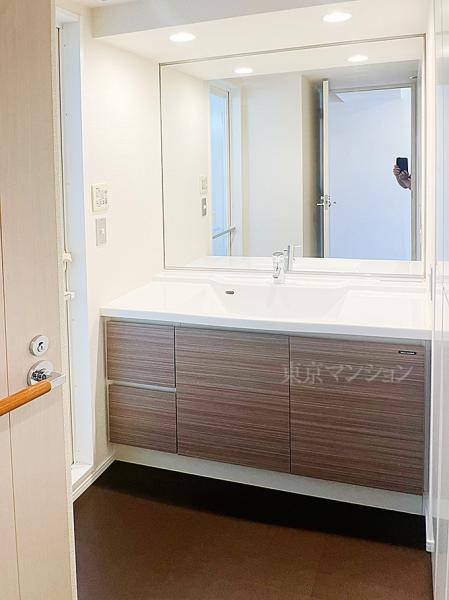 ザ・タワー芝浦 洗面化粧台