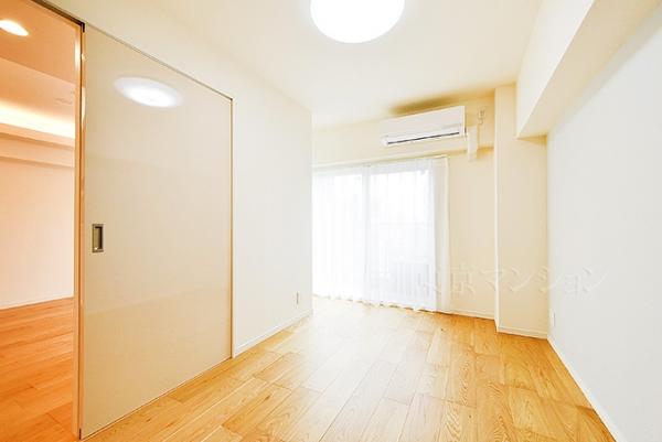 牛込ハイム リビング以外の居室