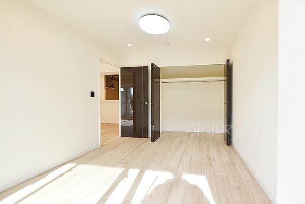 南千住スカイハイツ リビング以外の居室