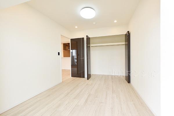 南千住スカイハイツ リビング以外の居室