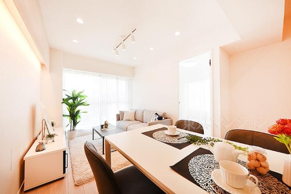 マンハイム第二西大島 リビング