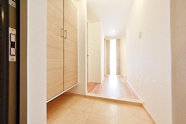 ラ・ヴァンス武蔵関 玄関