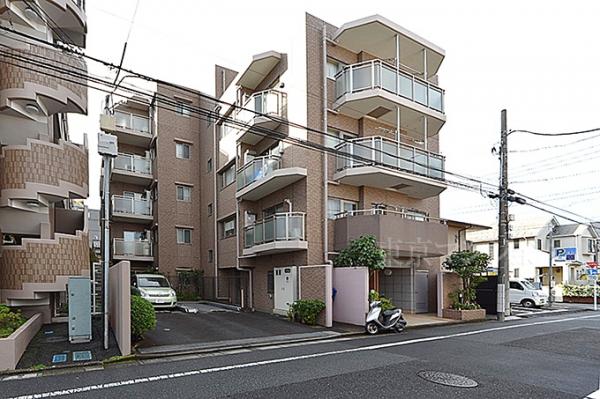 ラ・ヴァンス武蔵関 外観写真