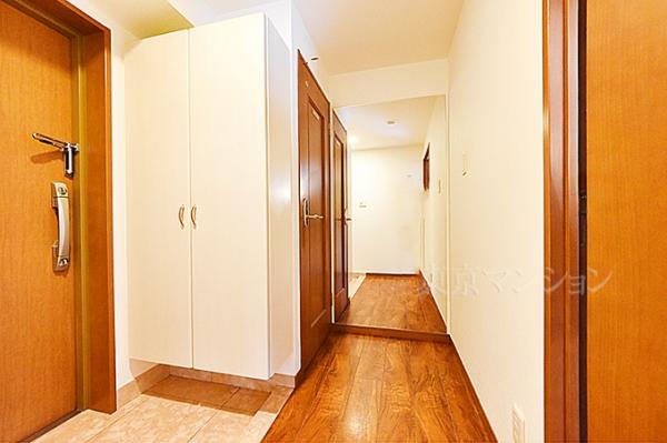 デュオ・スカーラ赤坂２ 玄関