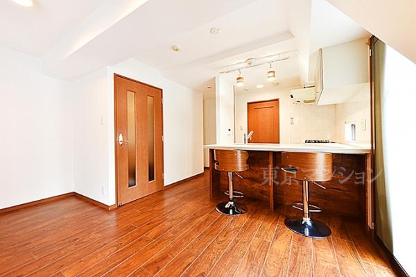 デュオ・スカーラ赤坂２ リビング