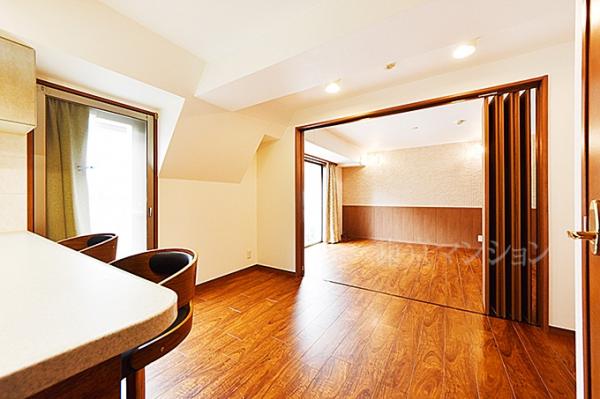 デュオ・スカーラ赤坂２ リビング