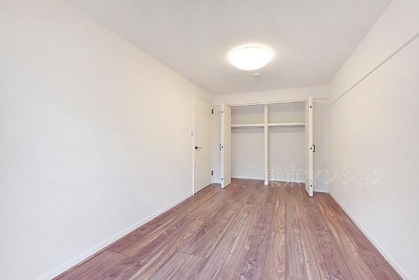 西蒲田スカイハイツ リビング以外の居室