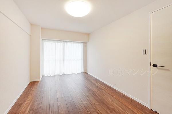 西蒲田スカイハイツ リビング以外の居室