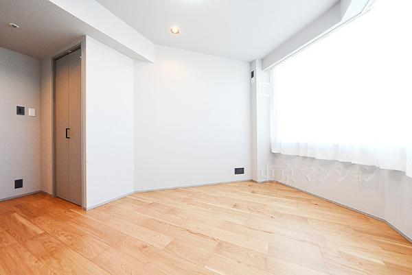 キャナルワーフタワーズ リビング以外の居室