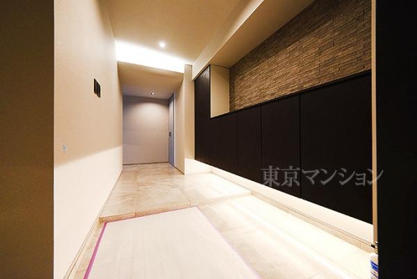 キャナルワーフタワーズ 玄関