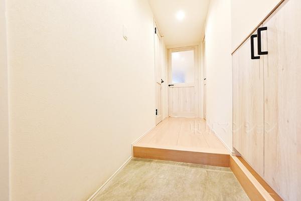 中目黒コーポラス 玄関