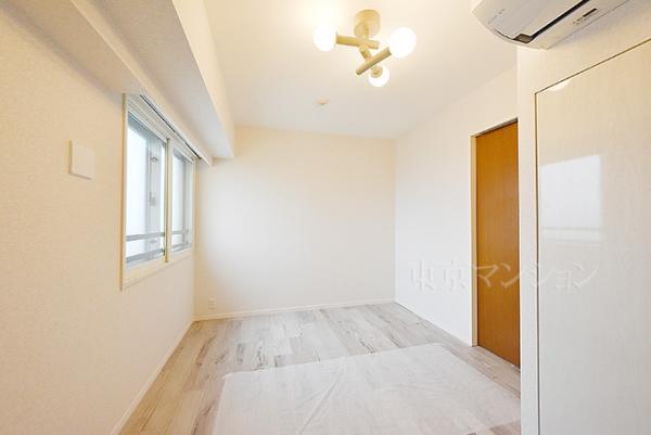 グローリオ吉祥寺本町 リビング以外の居室