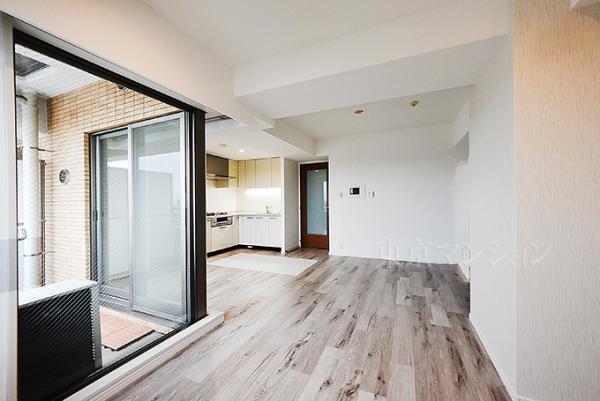 グローリオ吉祥寺本町 リビング