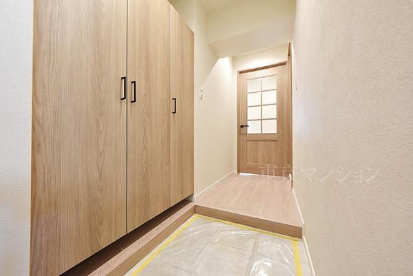 東海経堂マンション 玄関