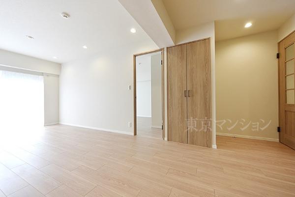 東海経堂マンション リビング