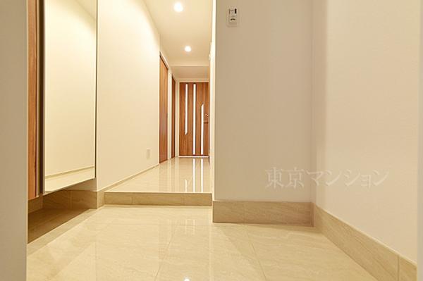 ハイシティ目黒 玄関