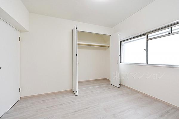 馬事公苑南サンハイツ リビング以外の居室