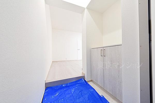 馬事公苑南サンハイツ 玄関