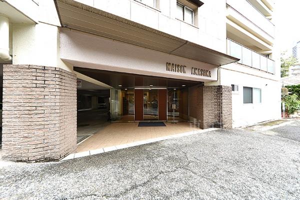 メゾン赤坂 エントランス（外）