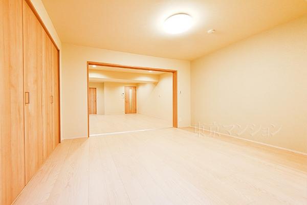 ウェルシャン第２池袋 リビング以外の居室