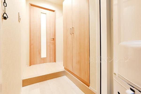 ウェルシャン第２池袋 玄関