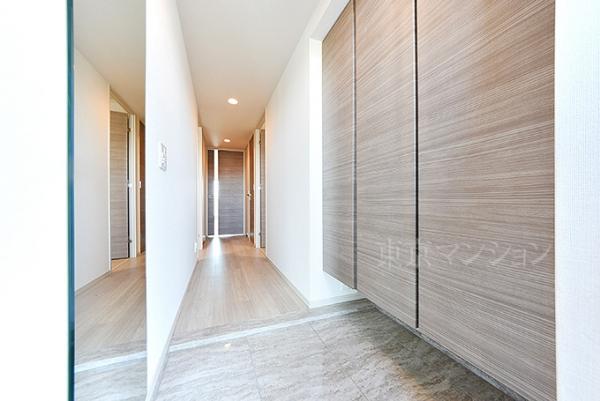 クレヴィア住吉 玄関