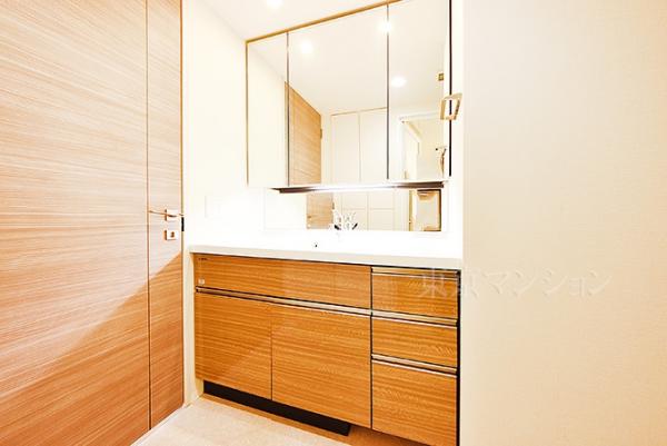 クレヴィア住吉 洗面化粧台