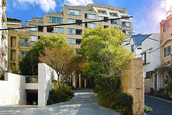 中古マンション 港区赤坂６丁目19-54 千代田線赤坂駅 3億3,900万円