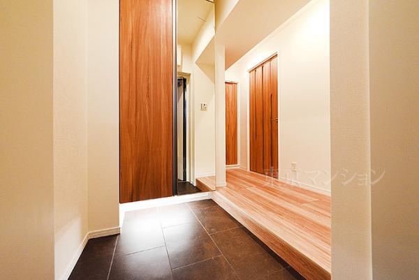 マンション小石川 玄関