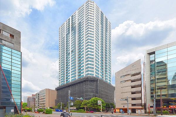 中古マンション 新宿区西新宿４丁目2-15 都営大江戸線西新宿五丁目駅 1億1,980万円