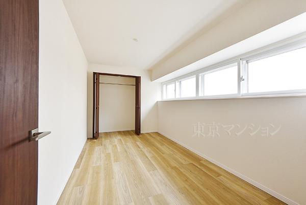 ニューフジマンション リビング以外の居室