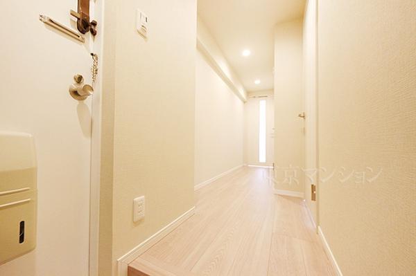 アンバサダー三軒茶屋 玄関