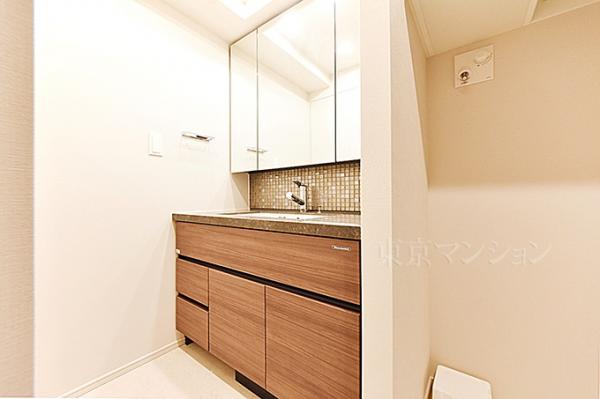 ルジェンテ早稲田 洗面化粧台