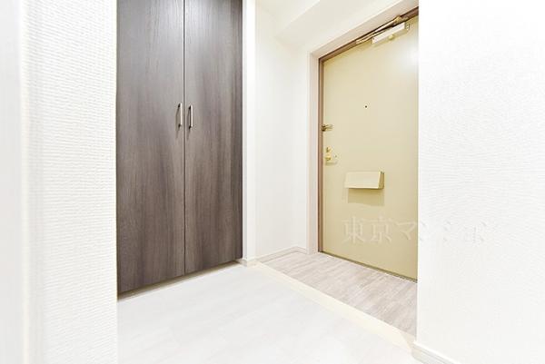 ガラ・シティ高井戸 玄関