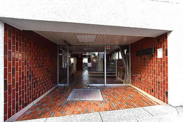 プリンスマンション エントランス（外）