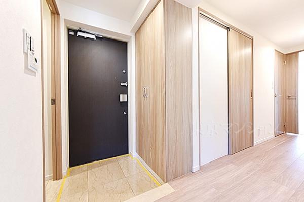 グーディッシュ千歳船橋 玄関