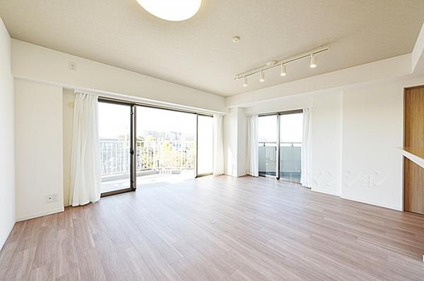 グーディッシュ千歳船橋 リビング