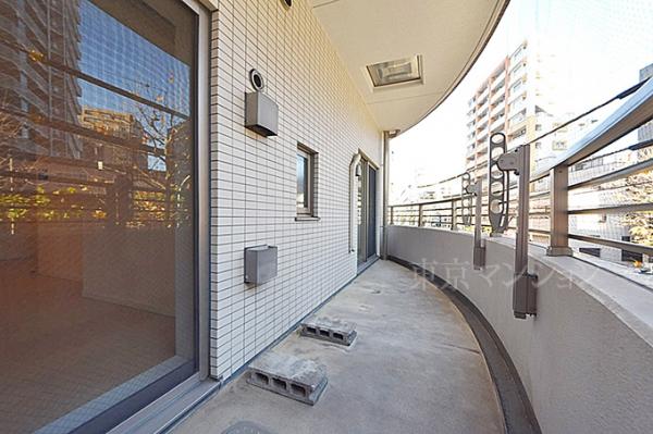 グローリオ新中野ブランデコ バルコニー