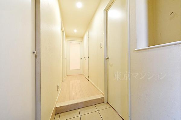 グローリオ新中野ブランデコ 玄関