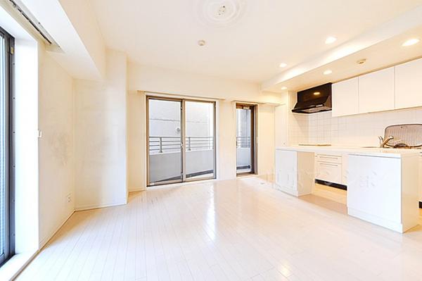 グローリオ新中野ブランデコ リビング